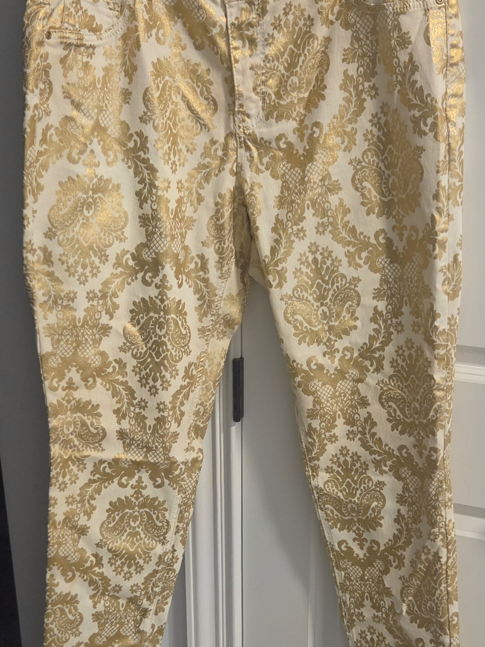 Ashley Stewart Cream and Gold Damask Womens Bottoms